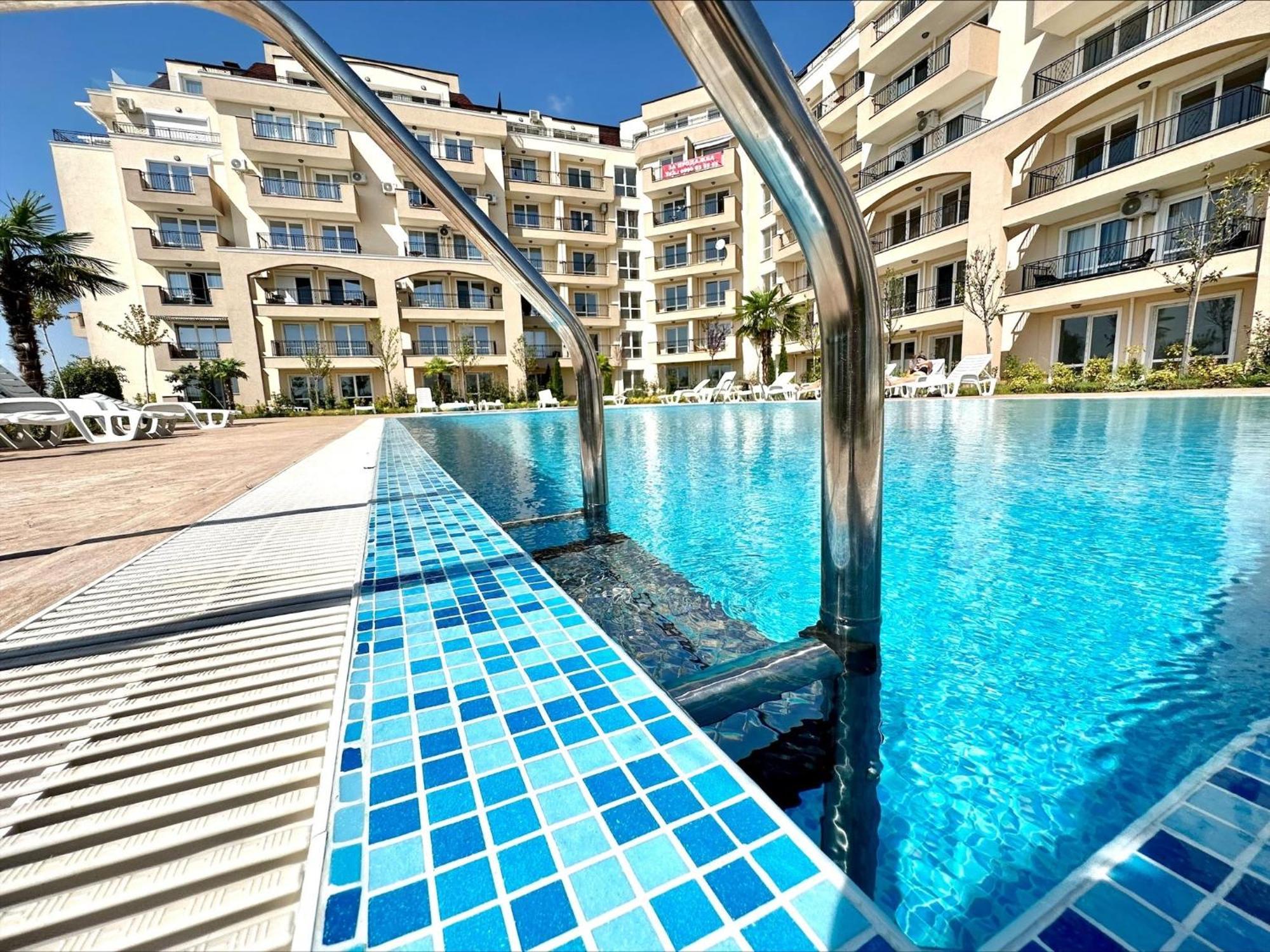 Ipanema Beach - Menada Apartments Sveti Vlas Exterior photo